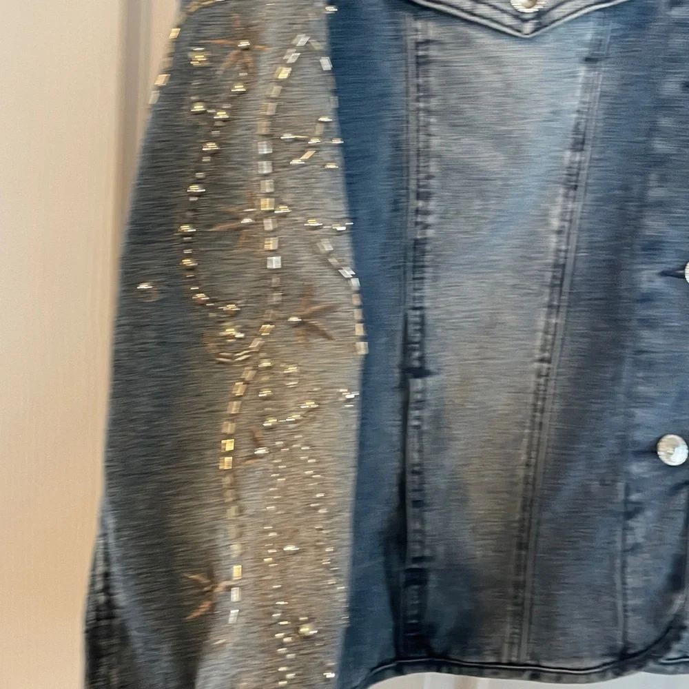 Diane Gilman Size Medium Blue Denim Jacket